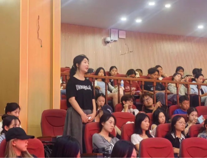 屏幕截图 2024-10-07 204328.png 屏幕截图 2024-10-07 204328.png